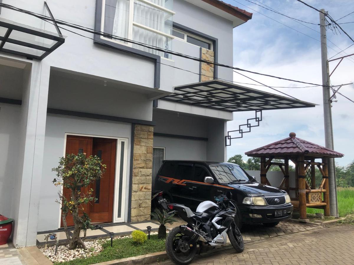 Villa Alraza Tlekung Exterior foto